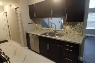 309 Teak Ln, Streamwood, IL 60107 - Photo 6