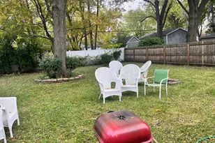 335 Manitowac St, Park Forest, IL 60466 - Photo 10