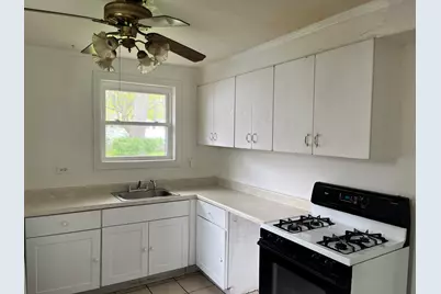 335 Manitowac Street, Park Forest, IL 60466 - Photo 2