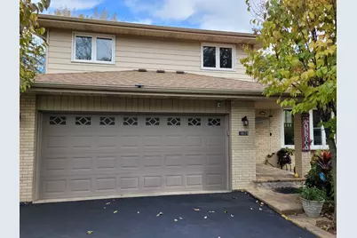 10025 S 87th Avenue, Palos Hills, IL 60465 - Photo 2