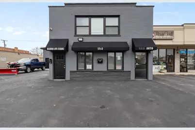 5512 W 79th Street, Burbank, IL 60459 - Photo 2