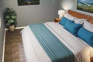 358 David Dr, Elgin, IL 60120 - Photo 8