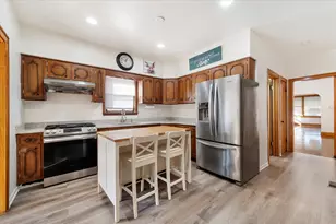 4607 S Karlov Ave, Chicago, IL 60632 - Photo 2