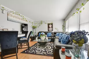 1236 Barbara Ln, Chicago Heights, IL 60411 - Photo 2