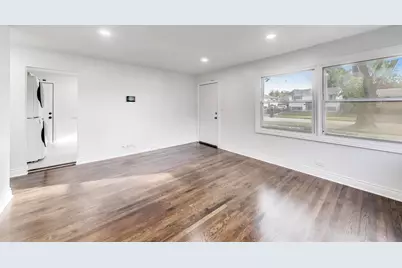 16450 Honore Avenue, Markham, IL 60428 - Photo 2