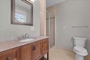 [Address not provided], Wilmette, IL 60091 - Photo 20