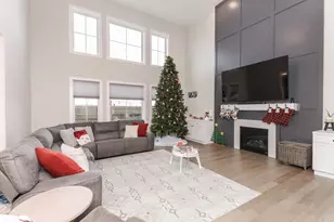 5104 Finlen Ln, Bloomington, IL 61705 - Photo 8