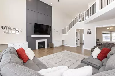 5104 Finlen Lane, Bloomington, IL 61705 - Photo 8