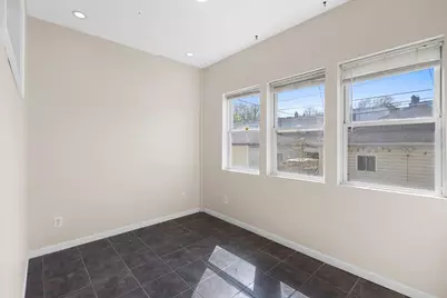 4226 N Sawyer Avenue #1, Chicago, IL 60618 - Photo 10