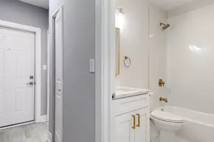 1241 S Fairfield Ave, Chicago, IL 60608 - Photo 14