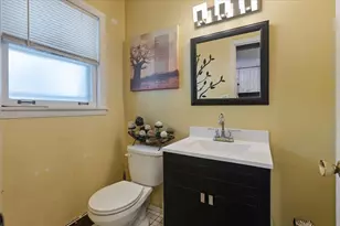1246 Thomas St, Homewood, IL 60430 - Photo 10