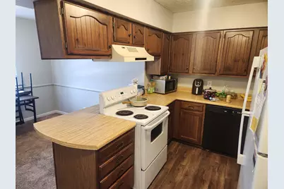 109 Urban Street #5, Bloomington, IL 61704 - Photo 2