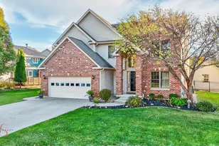 1123 Country Oak Dr, Ottawa, IL 61350 - Photo 1