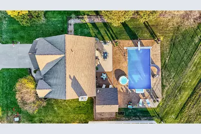 1123 Country Oak Drive, Ottawa, IL 61350 - Photo 4