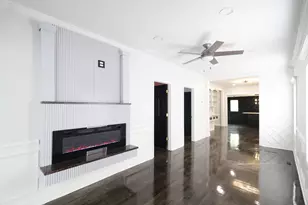 15239 Vincennes Rd, Phoenix, IL 60426 - Photo 6