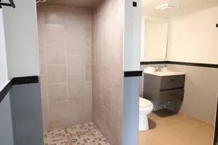 15239 Vincennes Rd, Phoenix, IL 60426 - Photo 22