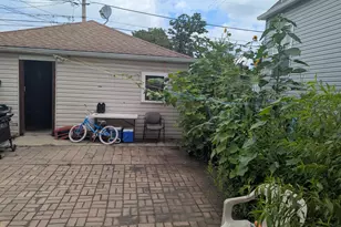 7548 W 61st St, Summit, IL 60501 - Photo 18