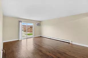 3615 E Central Rd, Glenview, IL 60025 - Photo 10