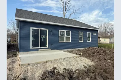 405 E Larmon Street, Tolono, IL 61880 - Photo 2