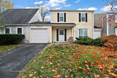 29W477 Blackthorn Lane, Warrenville, IL 60555 - Photo 1