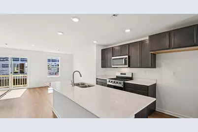 6510 Linden Trail #D, Wonder Lake, IL 60097 - Photo 2