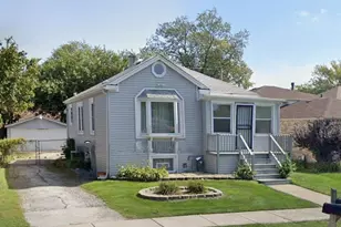 9517 Merrimac Ave, Oak Lawn, IL 60453 - Photo 1