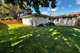 1229 E 165th Pl, South Holland, IL 60473 - Photo 12