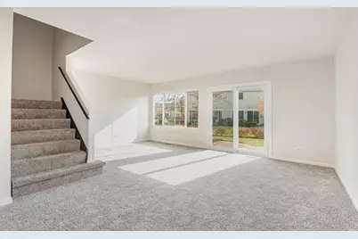 135 President Court #135, Carol Stream, IL 60188 - Photo 2