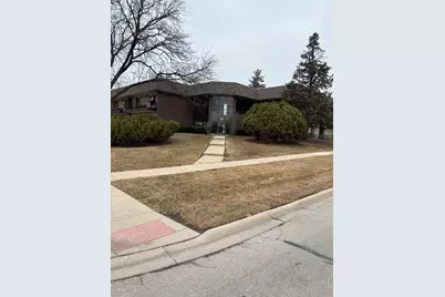 3N550 Crown Rd. Road #14, Elmhurst, IL 60126 - Photo 1