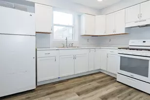 610 E Mulberry St, Bloomington, IL 61701 - Photo 22