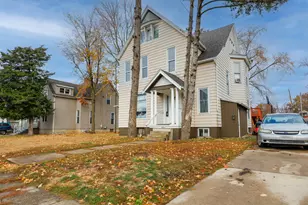 610 E Mulberry St, Bloomington, IL 61701 - Photo 32