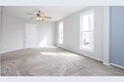 610 E Mulberry Street, Bloomington, IL 61701 - Photo 42