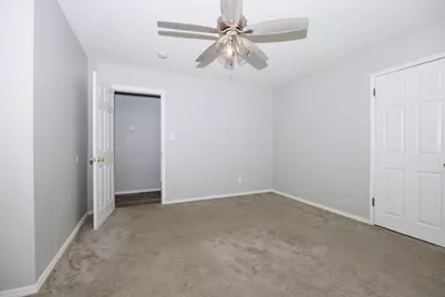 610 E Mulberry Street, Bloomington, IL 61701 - Photo 14