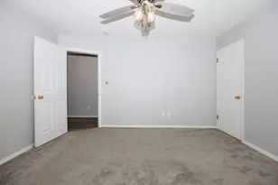 610 E Mulberry St, Bloomington, IL 61701 - Photo 22