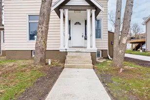 610 E Mulberry St, Bloomington, IL 61701 - Photo 52