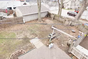 610 E Mulberry St, Bloomington, IL 61701 - Photo 46