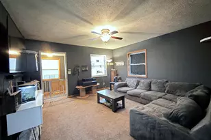 406 S Church St, Gibson City, IL 60936 - Photo 4