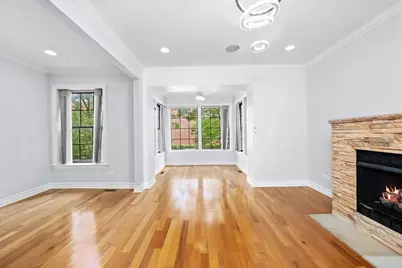 1363 E 64th Street #1, Chicago, IL 60637 - Photo 8