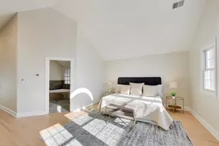 1919 W Fletcher St, Chicago, IL 60657 - Photo 20