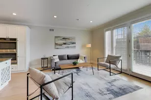1919 W Fletcher St, Chicago, IL 60657 - Photo 12