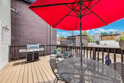 1919 W Fletcher Street, Chicago, IL 60657 - Photo 42