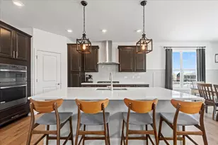 1069 Ardmoor Dr, Crystal Lake, IL 60012 - Photo 8