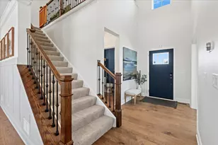 1069 Ardmoor Dr, Crystal Lake, IL 60012 - Photo 4