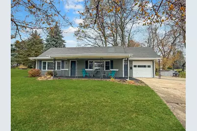 108 E South Street, Freeport, IL 61032 - Photo 1