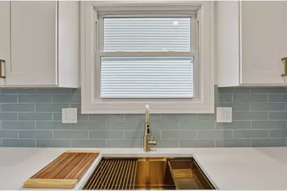 9705 Oak Park Avenue, Oak Lawn, IL 60453 - Photo 12