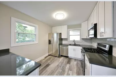 353 Suwanee Street, Park Forest, IL 60466 - Photo 4