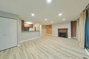 5950 Oakwood Dr, Lisle, IL 60532 - Photo 2