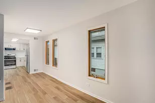 313 Miner St, Bensenville, IL 60106 - Photo 4