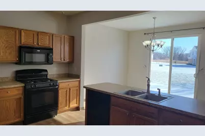 1420 Draper Road, McHenry, IL 60050 - Photo 6