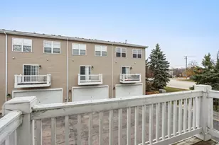 3 W Big Horn Dr, Hainesville, IL 60073 - Photo 12